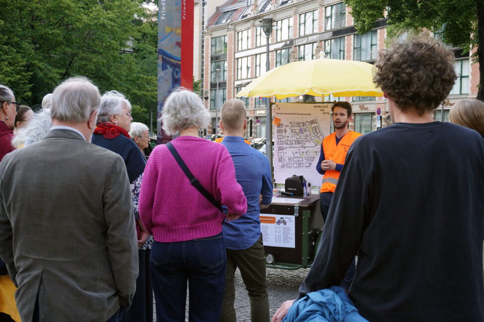 نزهة في الحي Gendarmenmarkt